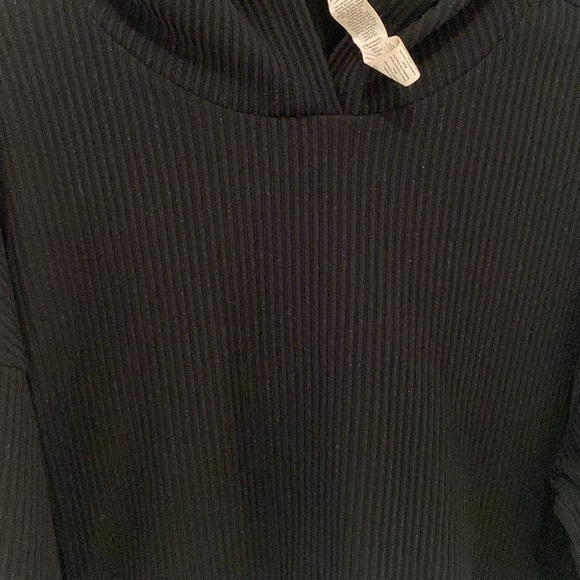 Alo Yoga Black Muse Hoodie Small - Picture 6 of 8